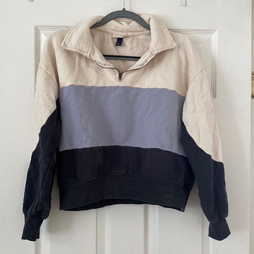 Universal Thread Crop Sweatshirt